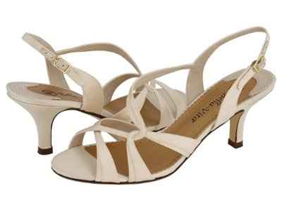Who was looking for the blush shoe?