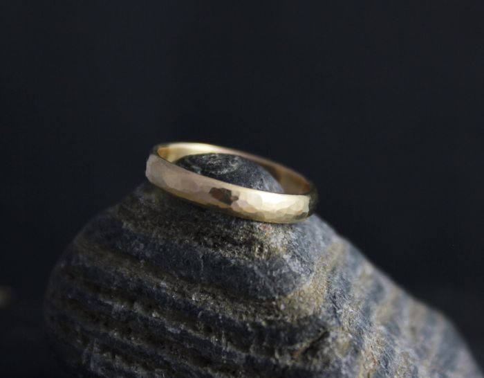 Show me HIS Ring!