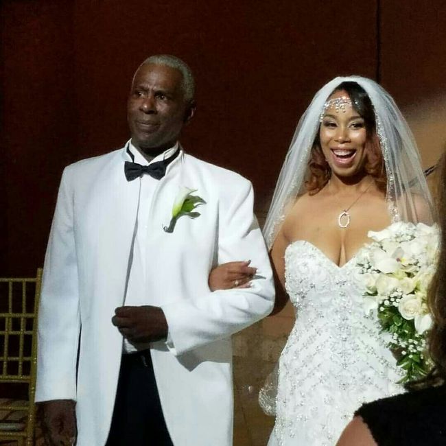 BAM!!! I'm finally married yall!!!!! (non pro pics)
