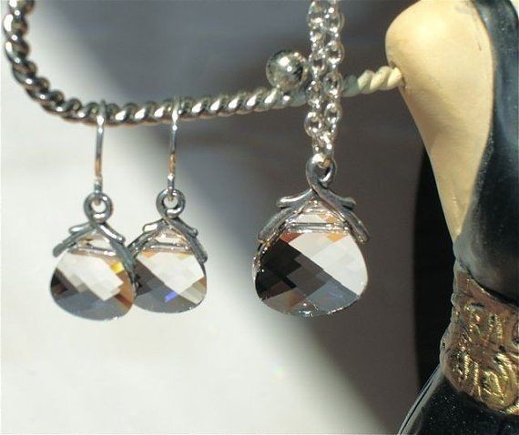 What gifts are you giving to your bridal party??