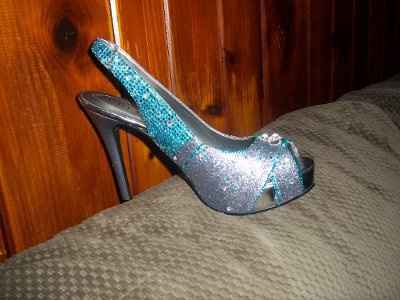 For all the ladies that asked...here are pictures of my shoes