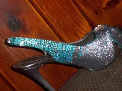 For all the ladies that asked...here are pictures of my shoes