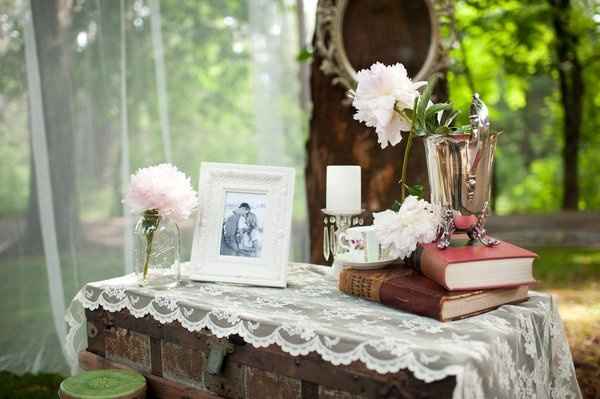 Decor ideas? Venue with rules.