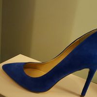 Share your wedding shoes!