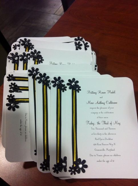 calling all the brides with DIY invites!!!