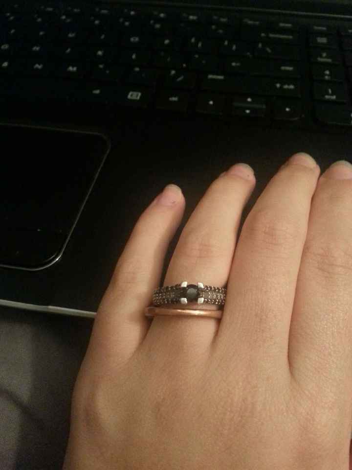 What color should my wedding band be and should i get diamonds?