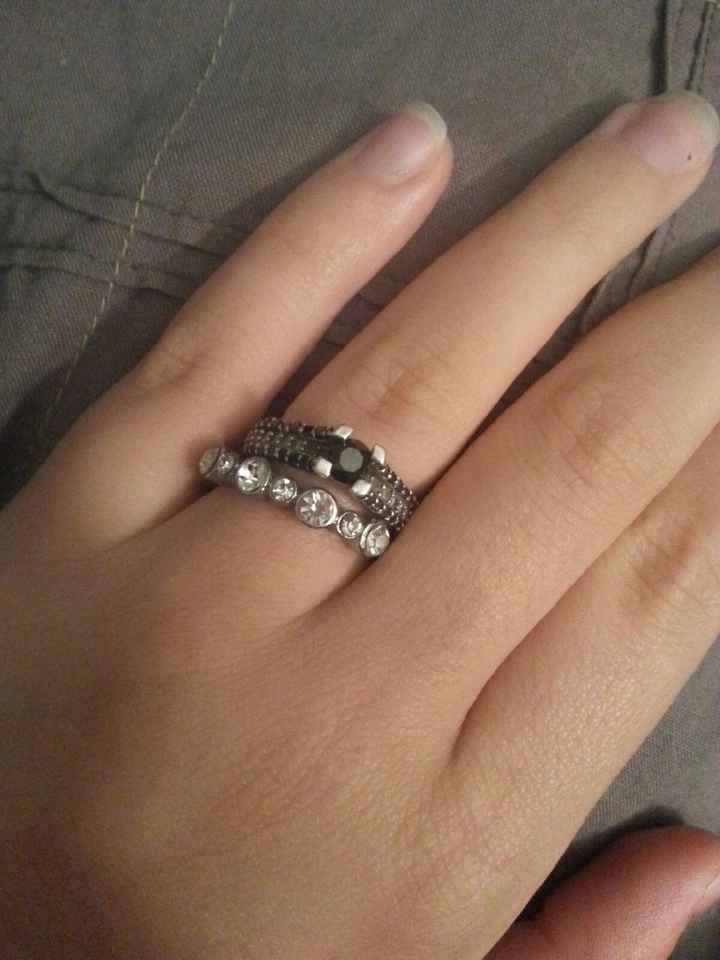 What color should my wedding band be and should i get diamonds?