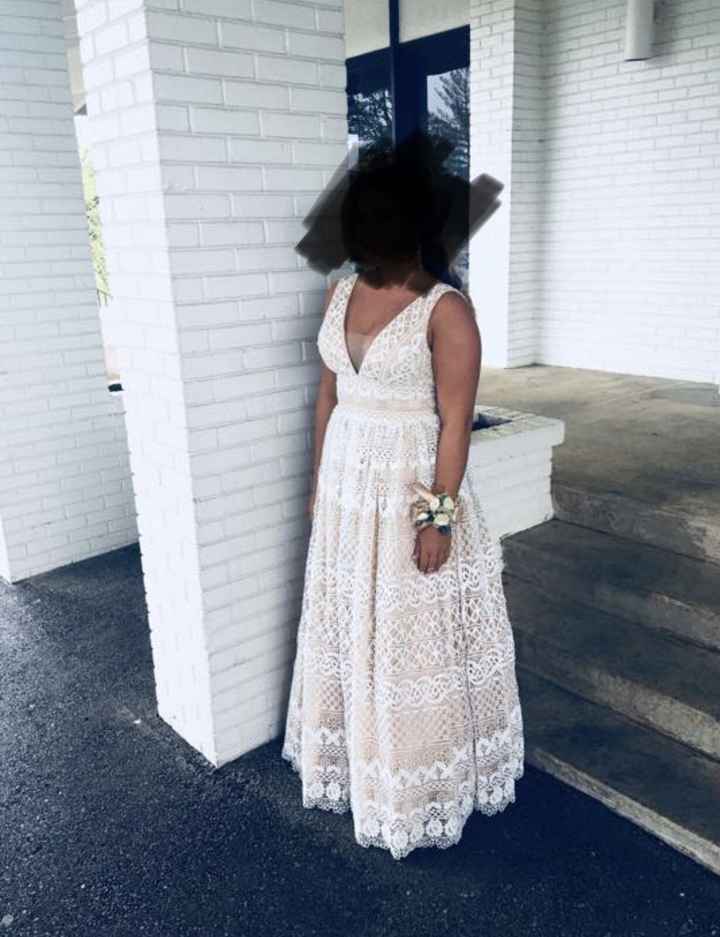 Please help does anyone know who is the designer of this dress?! - 1