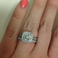 Ladies with halo rings…what does your wedding band look like?