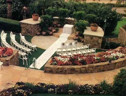 Show off your wedding venue!
