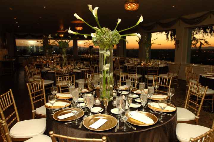 Show off your wedding venue!