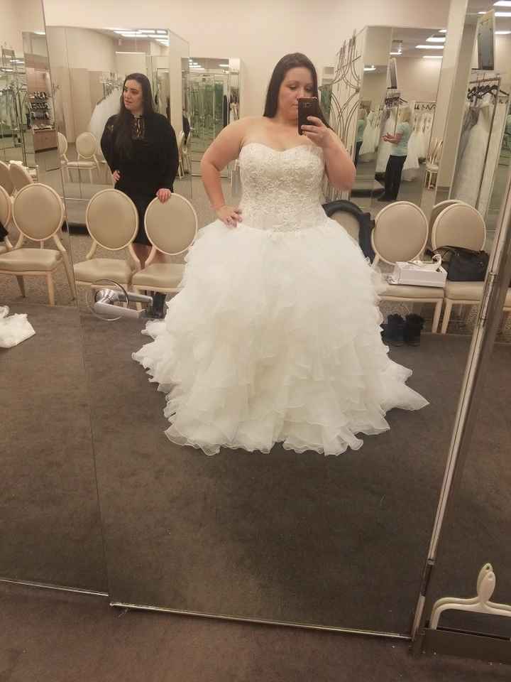 The line of 1000+ people