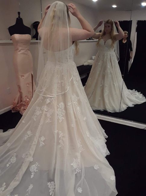 Short brides - Show me your ballgowns! 6