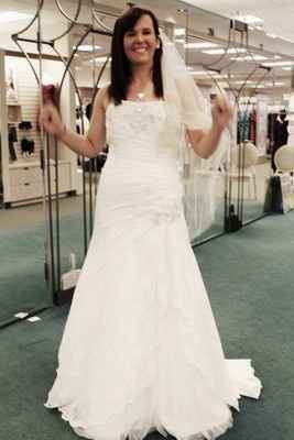 Veil   Dress a good match?