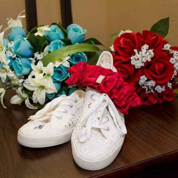 Help!! Brides wearing flats - 1