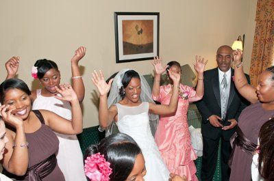 HI EVERYONE.....I'm MARRIED YAY - Pics