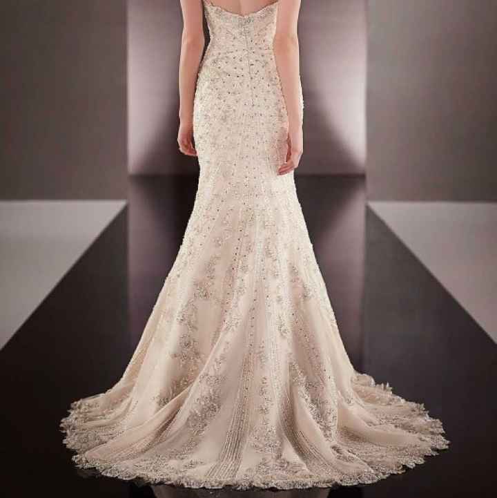 Ok ladies... Drop a pic of your BEAUTIFUL DRESSES