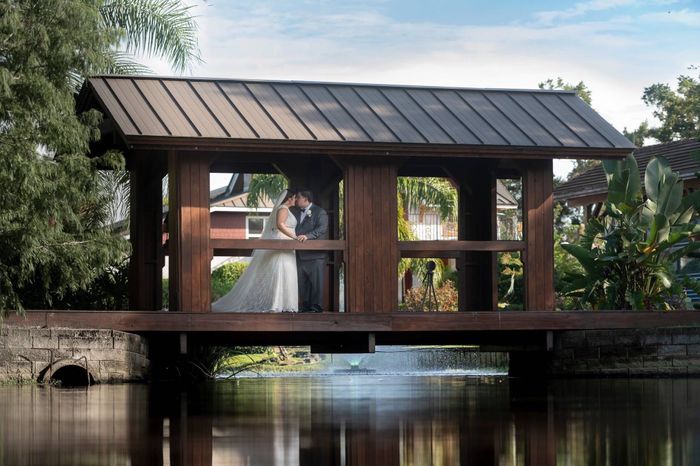 Distract me!! Show me your favorite wedding/engagement photos! 8