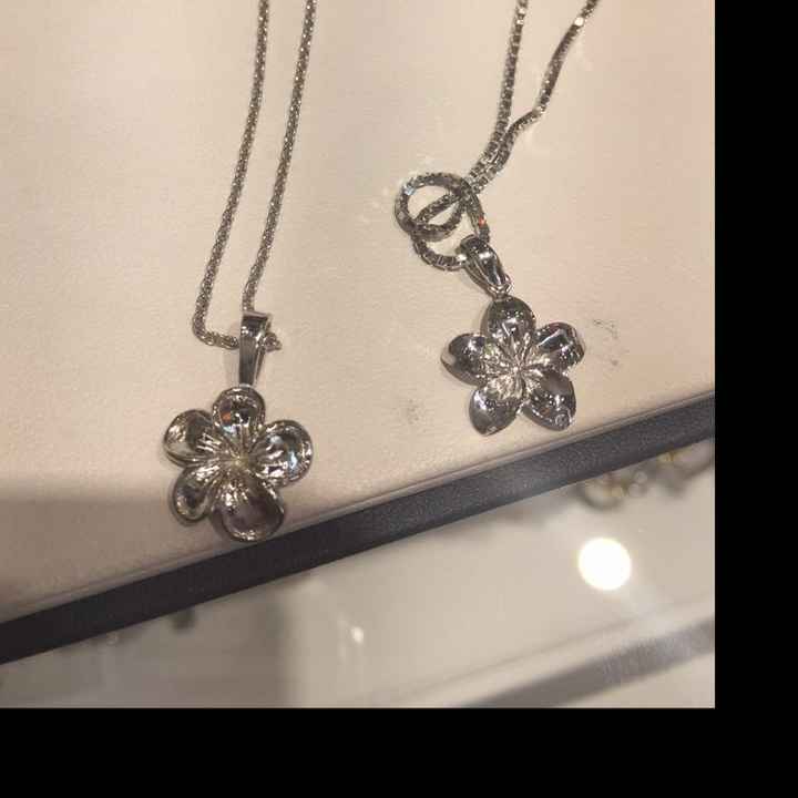 Flower girl gift - 1