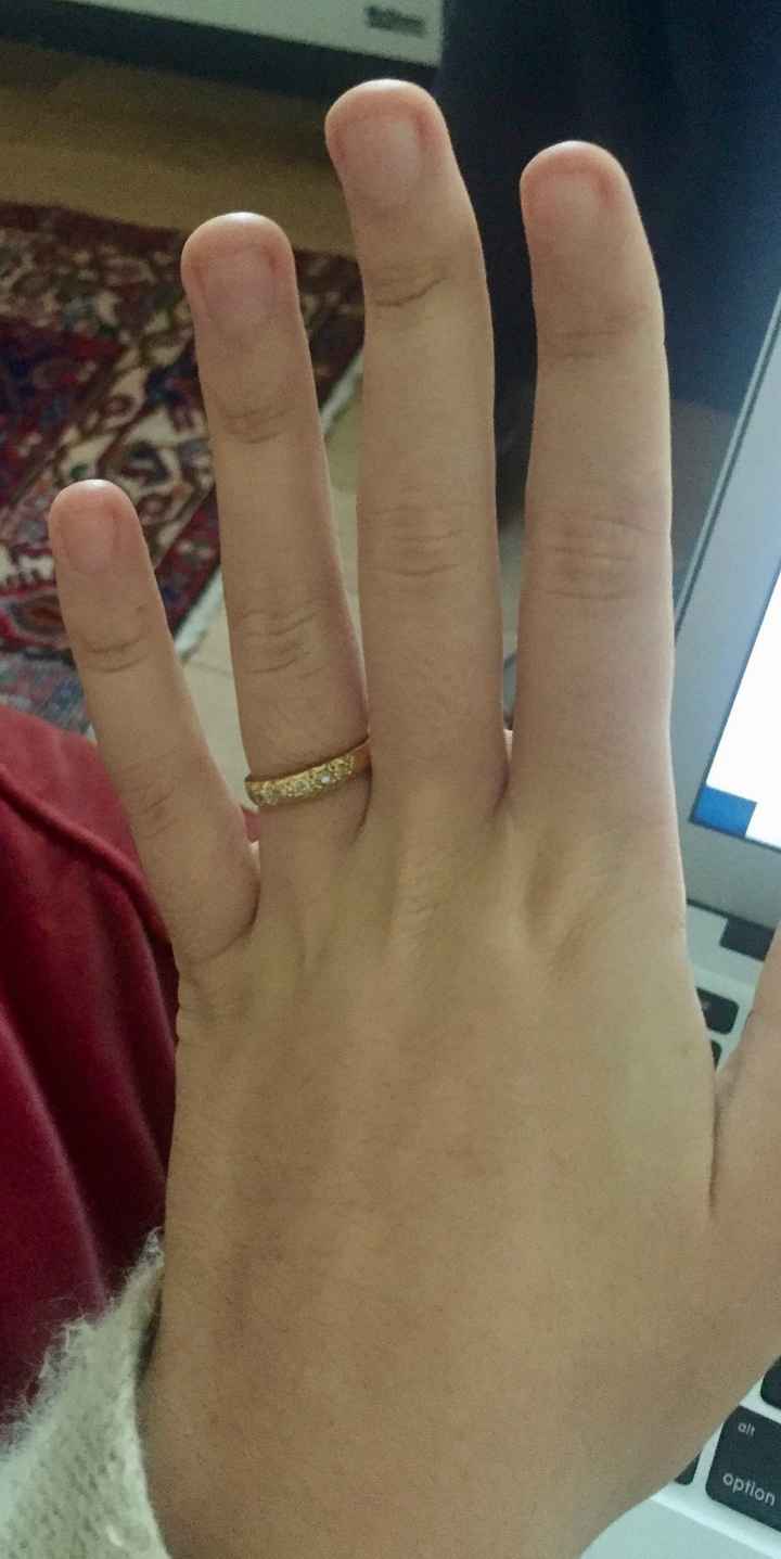 Motiveren ochtendgloren Televisie kijken Is it weird/wrong to wear a ring on my left ring finger? Not  engaged/married. | Weddings, Etiquette and Advice | Wedding Forums |  WeddingWire