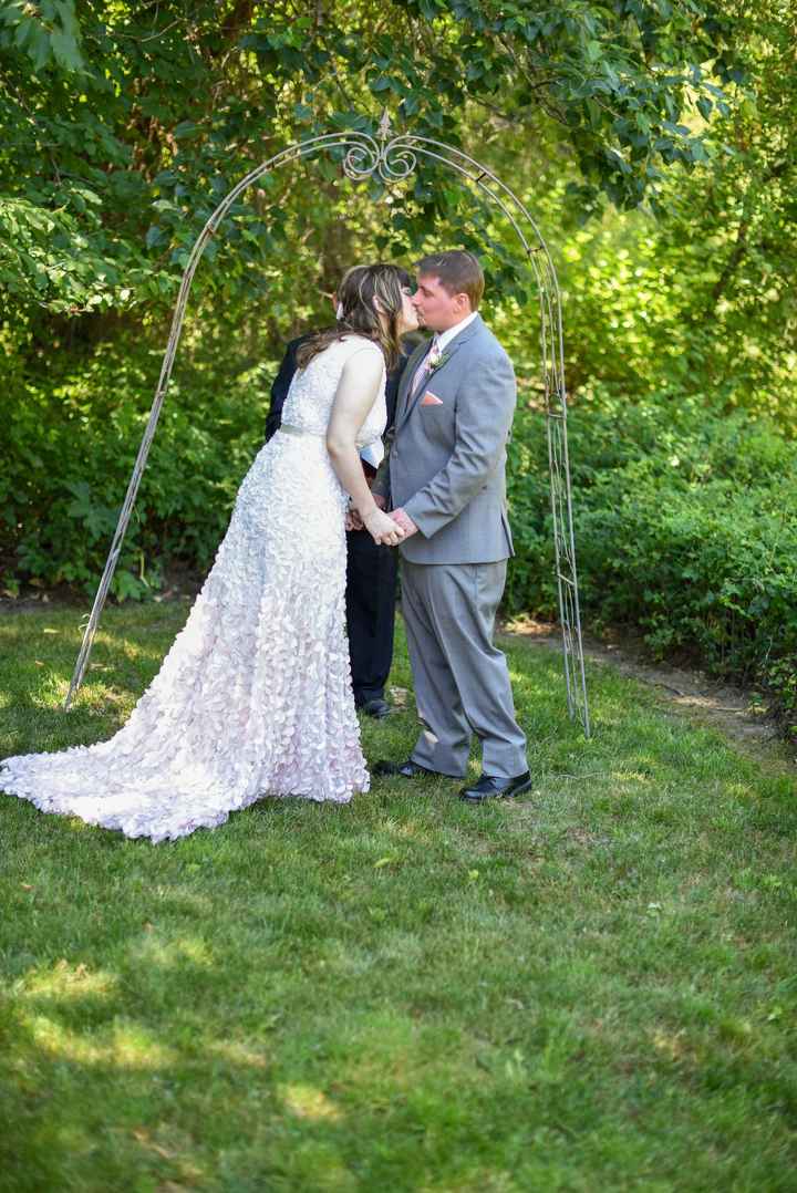 BAM! Hot & messy summer wedding