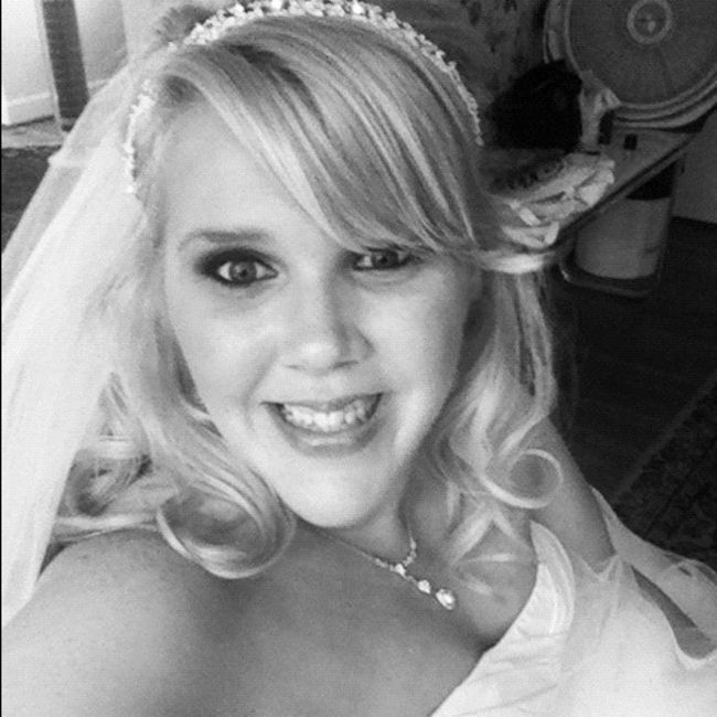 I'm married..... Pictures!! <3