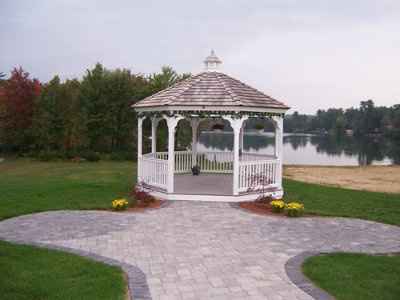 Ceremony: standing or sitting?