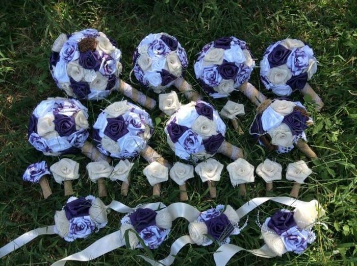 Bridesmaid bouquet's
