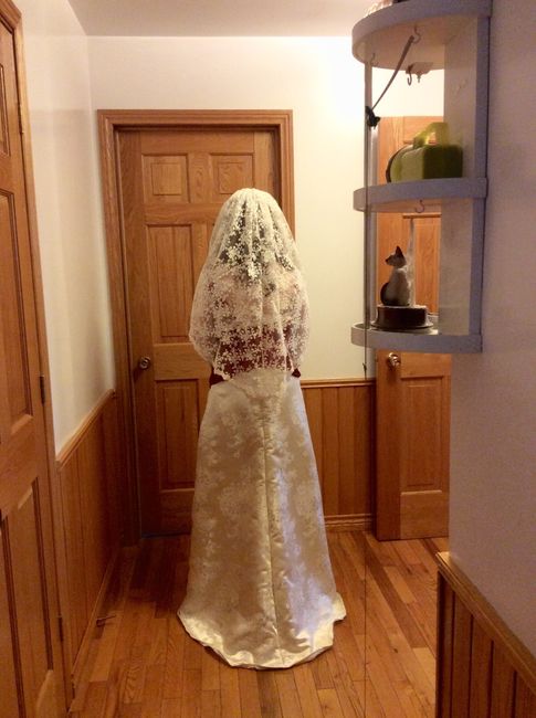 Dress is complete/My mother is amazing