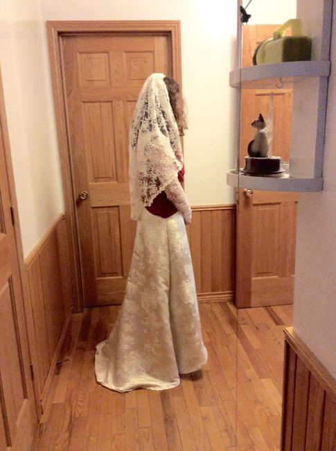 Dress is complete/My mother is amazing