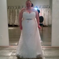 Pronovias Orel vs. Pronovias Landra