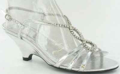 i always need help ;) shoes please