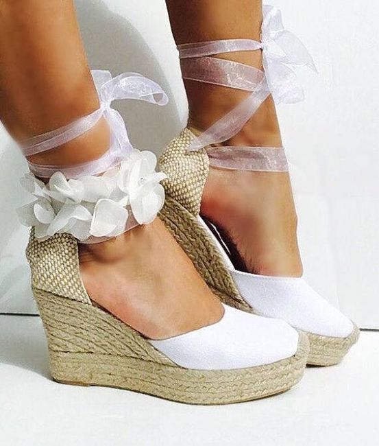 Wedge espadrille