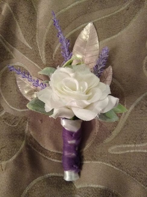 Boutonniere advice please! - 2