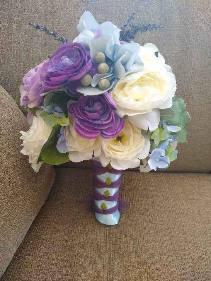 Finished making my bouquet! - 3