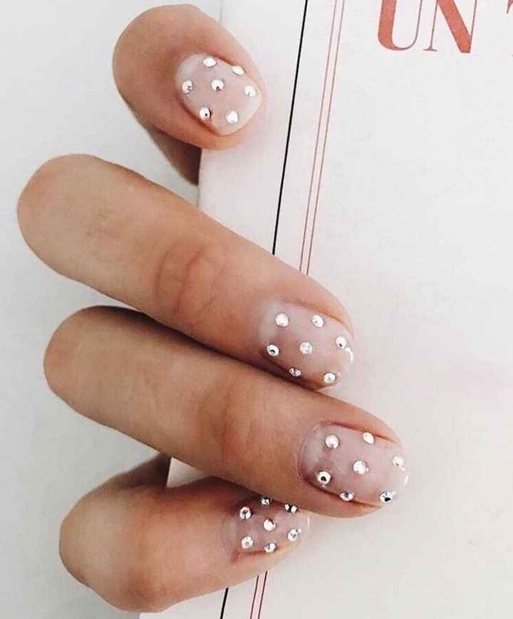 Can i see pics of your nails with crystals! - 1