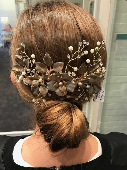 Bride Headpiece- Show them off