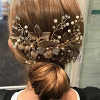 Bride Headpiece- Show them off