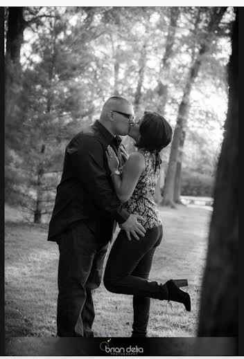 ENGAGEMENT PICTURES!!!!!!!!!!!!!!