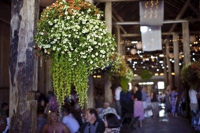 Got a pic of your reception venue? Let's see them :)
