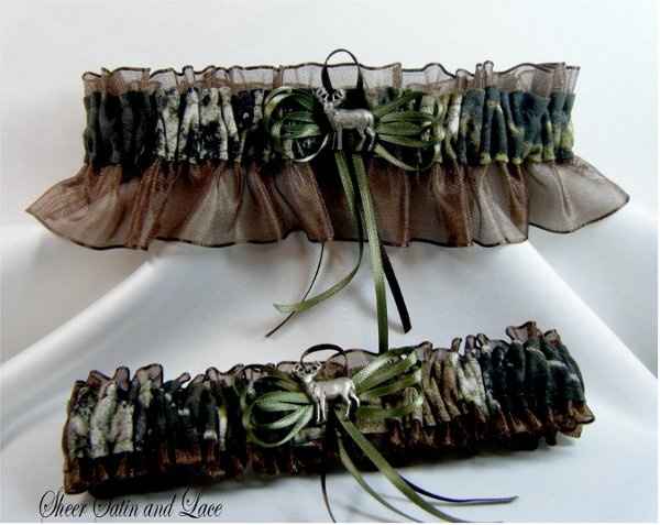 Got my garter...show me yours!
