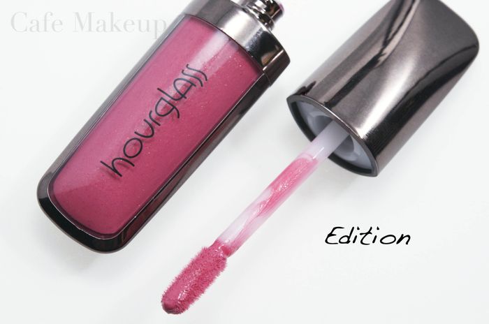 Is anyone doing a bright lip color for their wedding makeup??