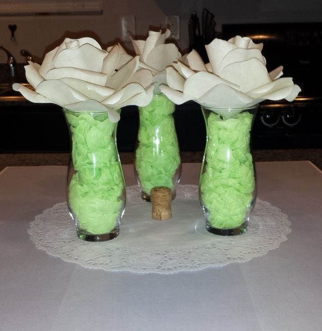 i finally did a mock up on my centerpieces - wanna see??