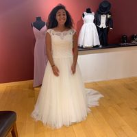 What does your dress look like? - 3