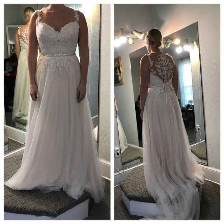 Help me pick my dress!!!