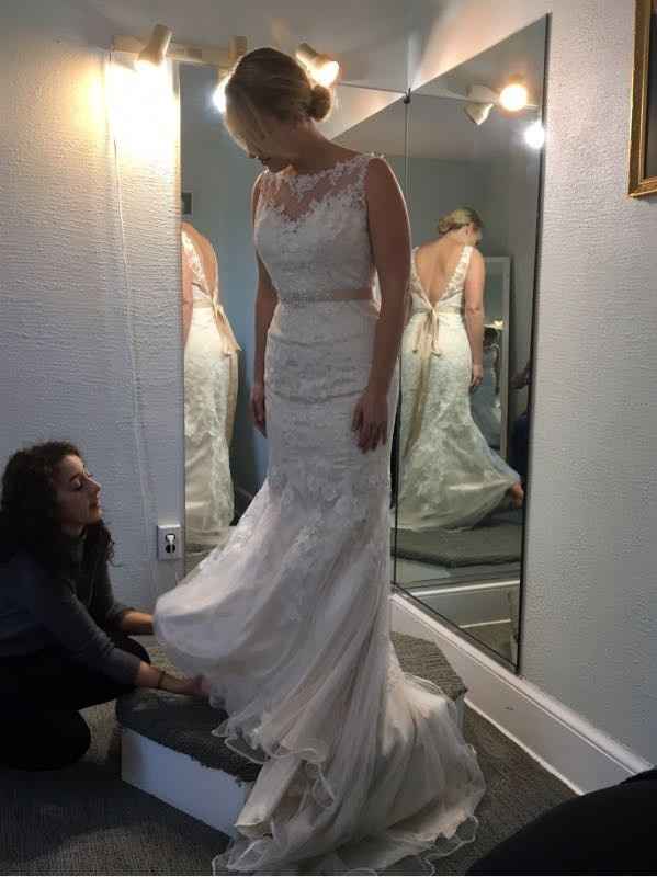 Help me pick my dress!!!