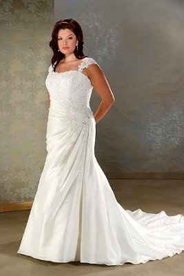 What does your dress look like? Post pics or give style number. I want to know what the trend is!