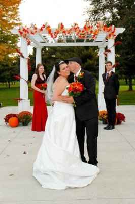 We had a great Fall wedding