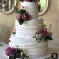 Wedding Cake - Naked or Fondant? - 1