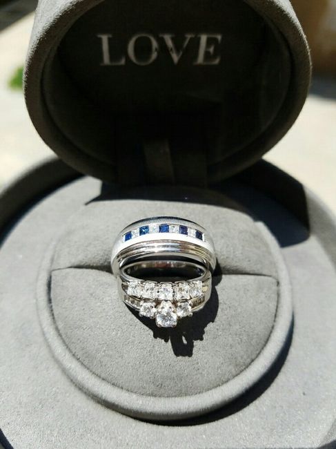 Love ring pics!